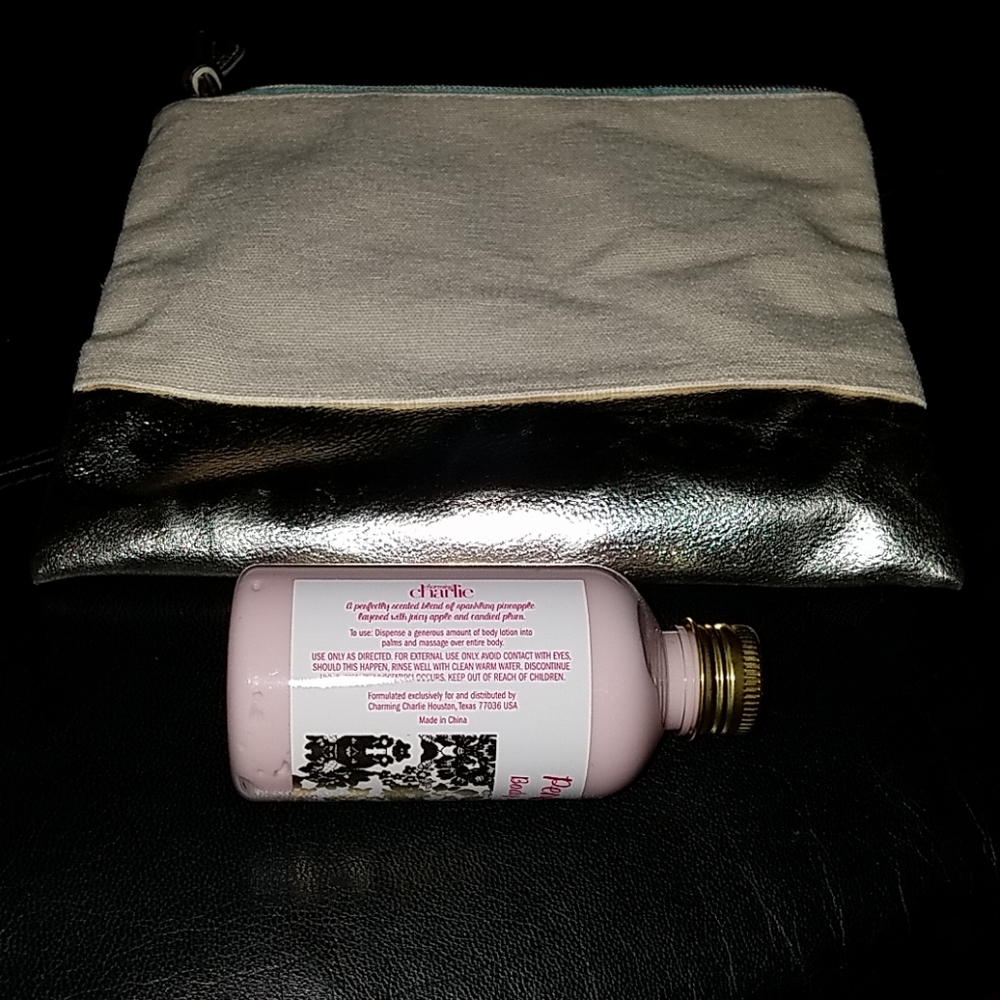 *NEW* GIRLS GIFT SET - Picture 3 of 4
